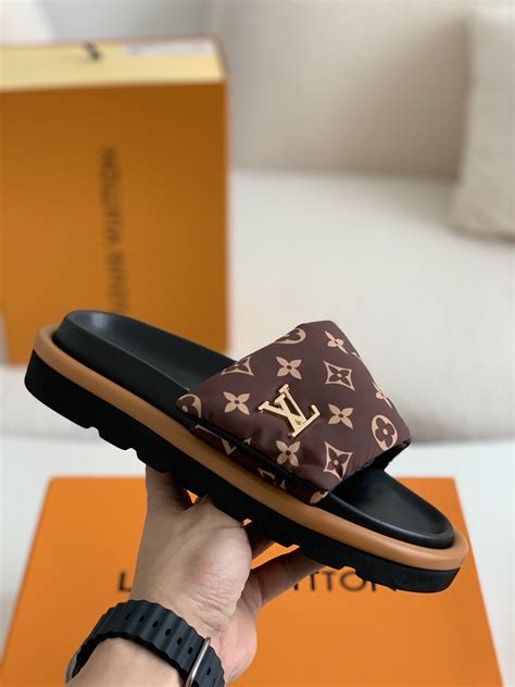 louis vuitton bathroom slippers|louis vuitton slippers faux.